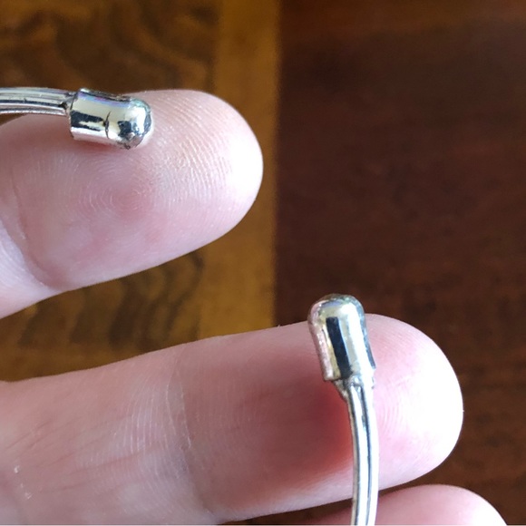 Silver plated multi strand wired faux Pearl cuff bracelet - Picture 3 of 6